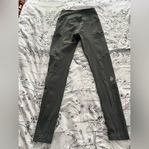 Grey Leggings with Pockets